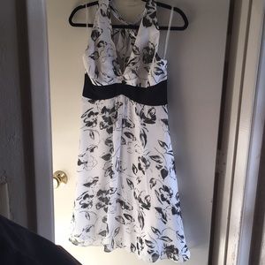White House Black Market Garden Party Dress